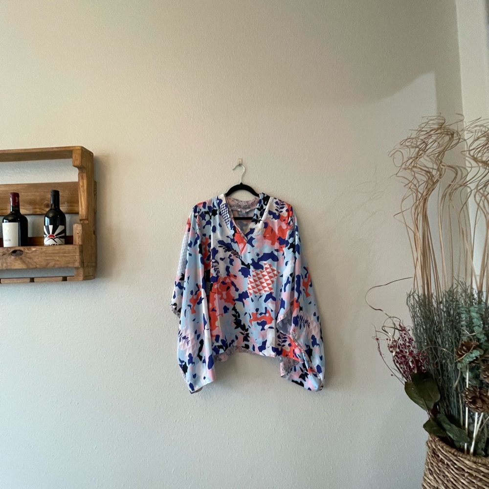 Poncho Modern Design